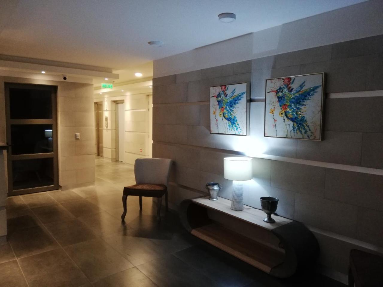 Depto Estudio 1811 Edificio Centro Blanco Con Estacionamiento 테무코 외부 사진