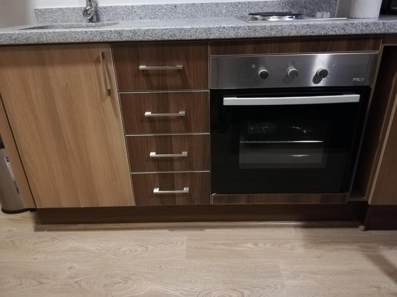 Depto Estudio 1811 Edificio Centro Blanco Con Estacionamiento 테무코 외부 사진